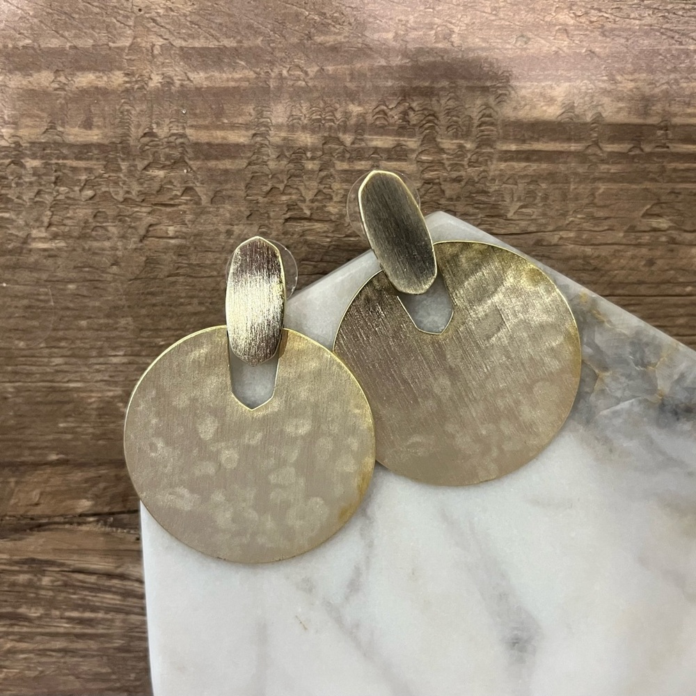 Kendra Scott Brushed Gold Round Disc Drop Earrings